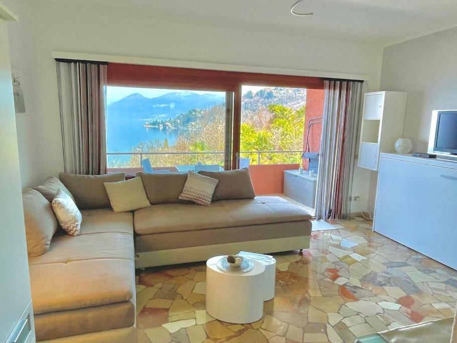Ferienwohnung Studio Belvedere Brezzo エクステリア 写真